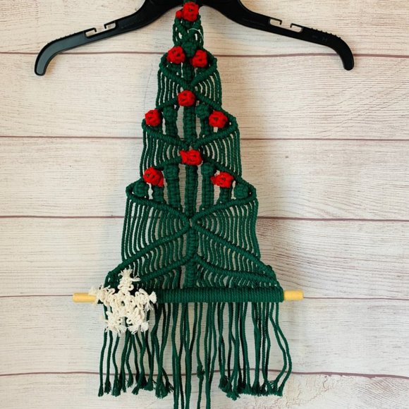 Macrame Boho Christmas Tree Green with Red Bulbs, Snowflake, and Wood Dowel